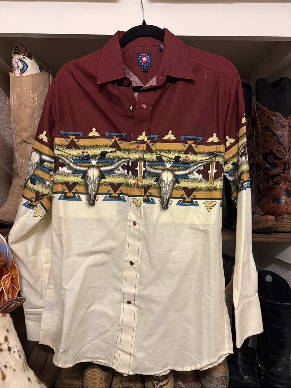 Western Longhorn Print Button-Up Shirt - Maroon and Cream